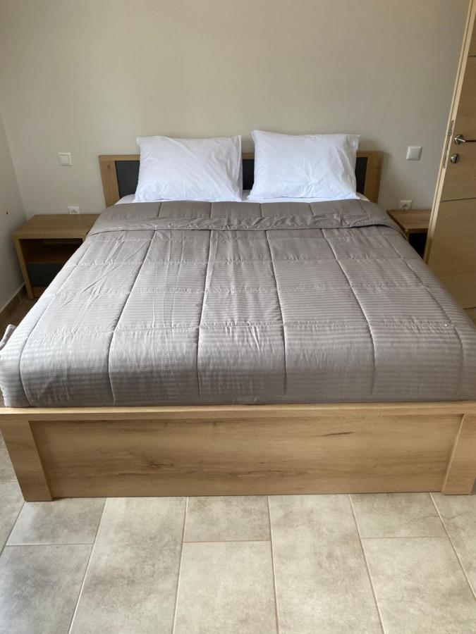 Olive Hill Apartment Karpofora Kültér fotó