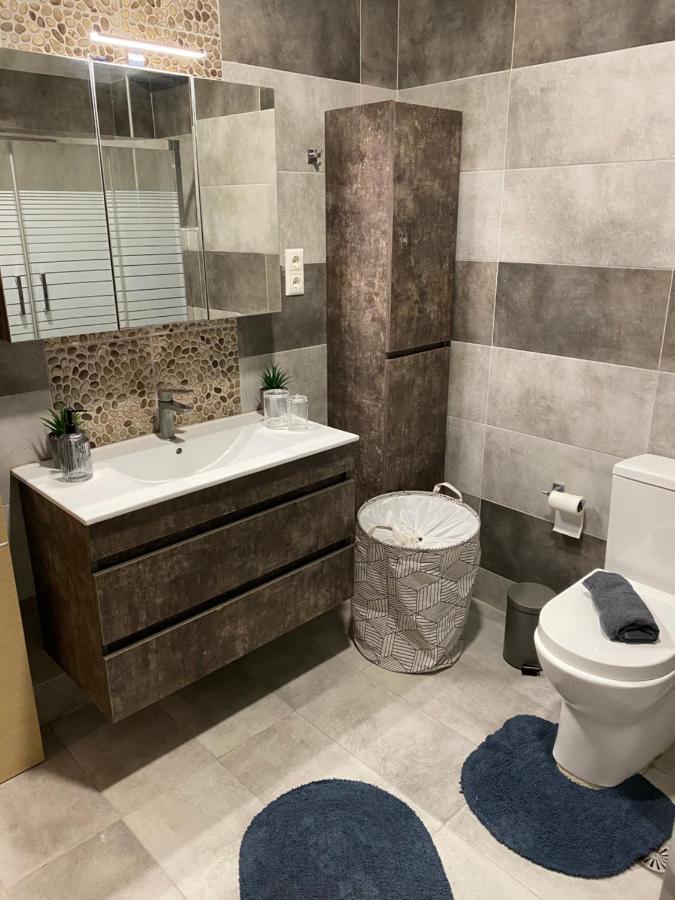Olive Hill Apartment Karpofora Kültér fotó
